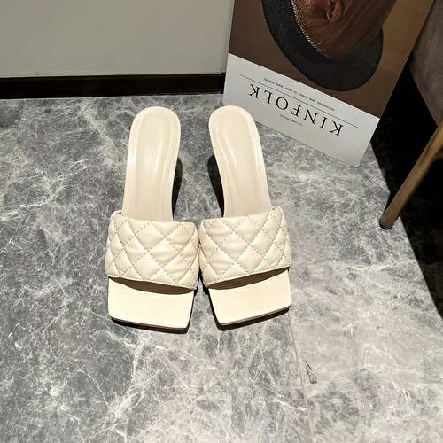 Picture of Bottega Veneta Shoes Women _SKUfw116106320fw